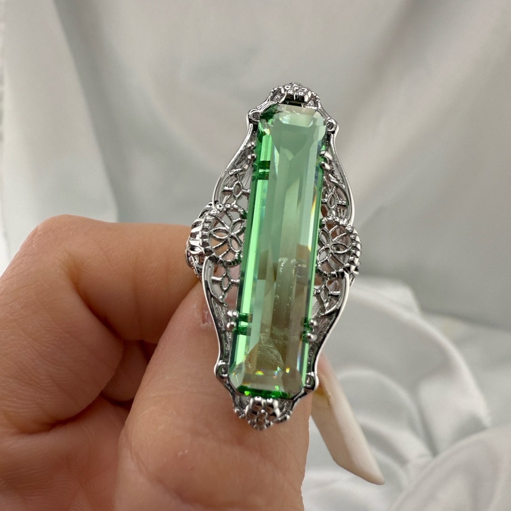 Vintage Silver Ring with Green Gemstone